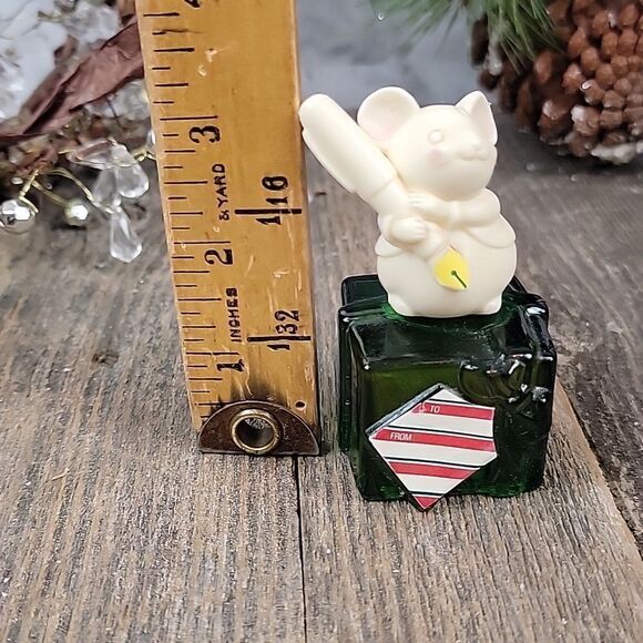 Avon "Melvin P Merry Mouse" bottle Vintage Retired - Picture 6 of 6